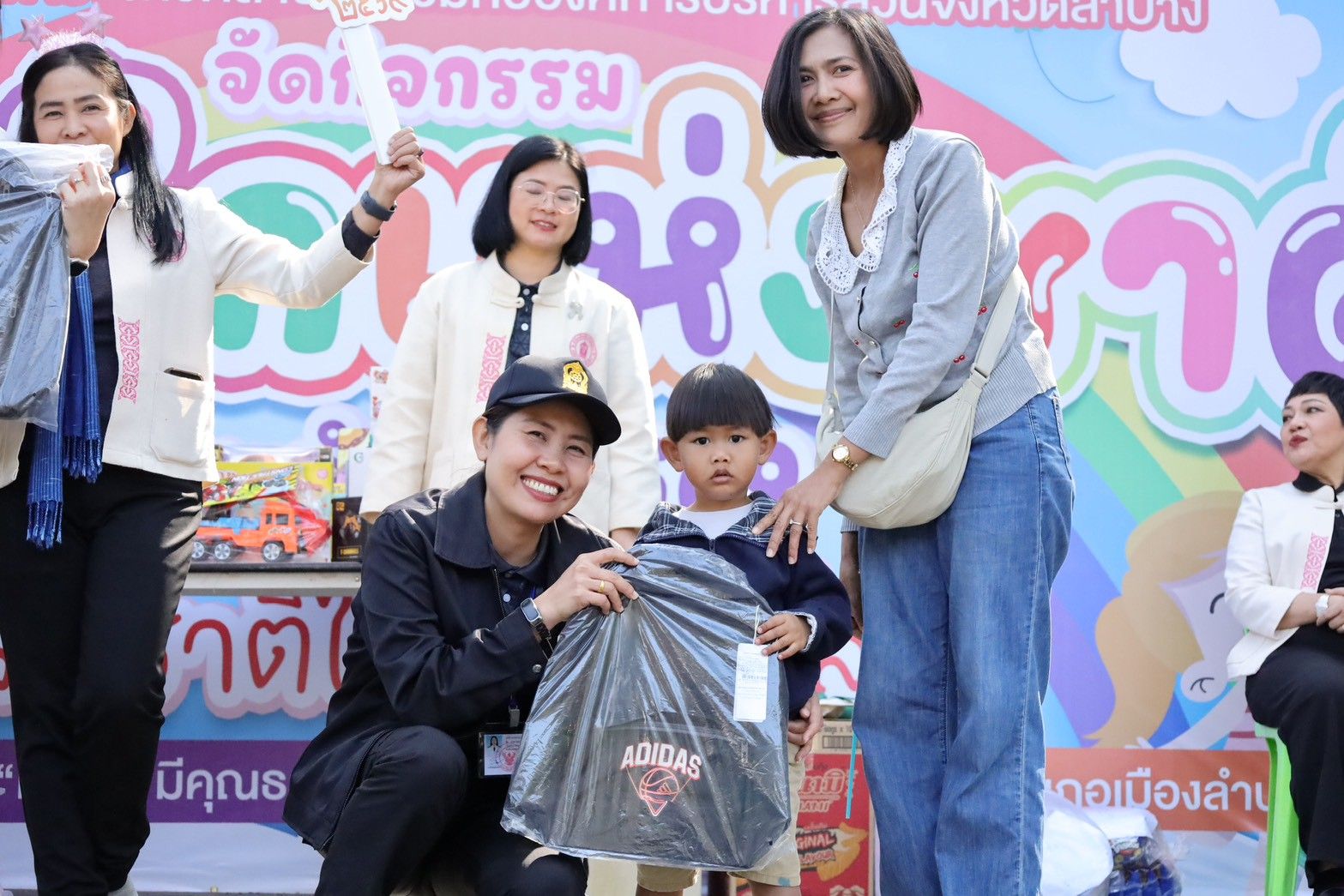 LINE_ALBUM_10.1.69-วันเด็ก2569@หนองกระทิง_260112_32.jpg