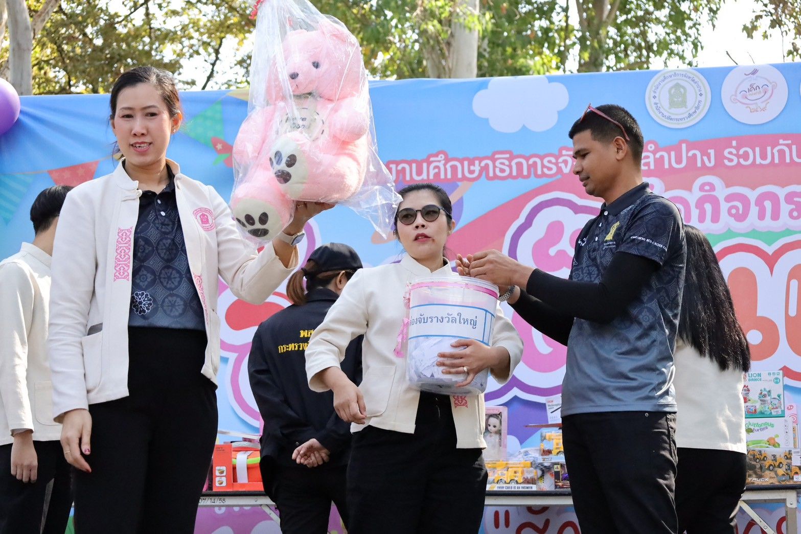 LINE_ALBUM_10.1.69-วันเด็ก2569@หนองกระทิง_260112_35.jpg